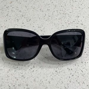 Black Hoven Sunglasses